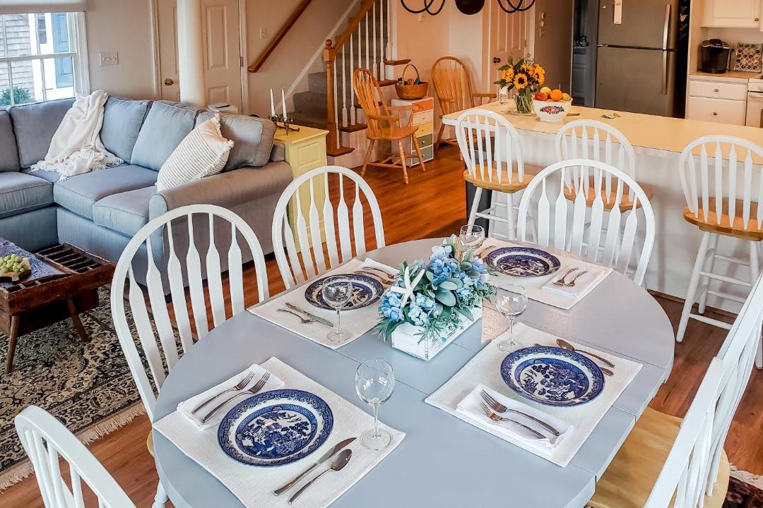 Photo of Livingroom in Barnstable