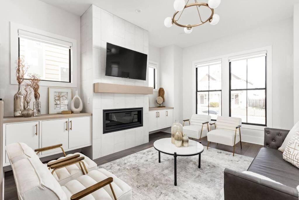 Photo of Livingroom in Kennedy King