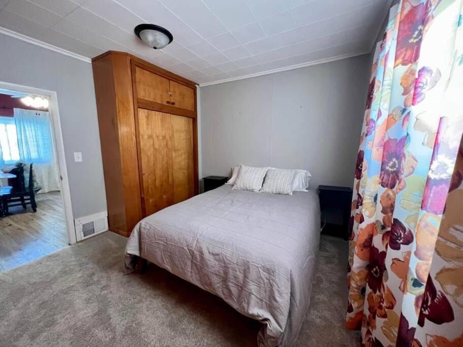 Photo of Bedroom in Munising