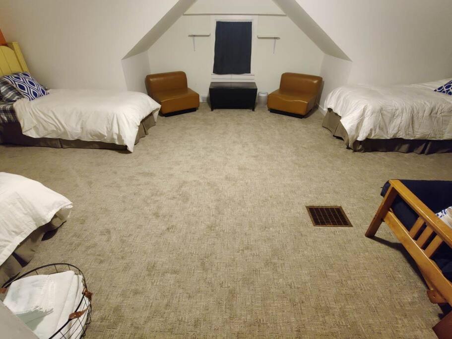 Photo of Bedroom in Munising