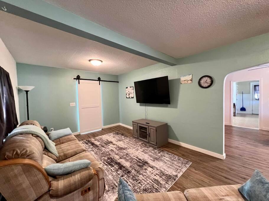 Photo of Livingroom in Munising