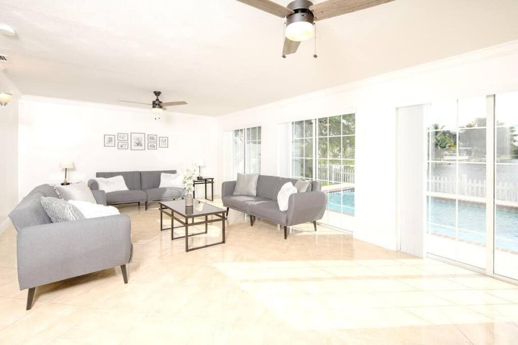 Photo of Others in Pembroke Pines