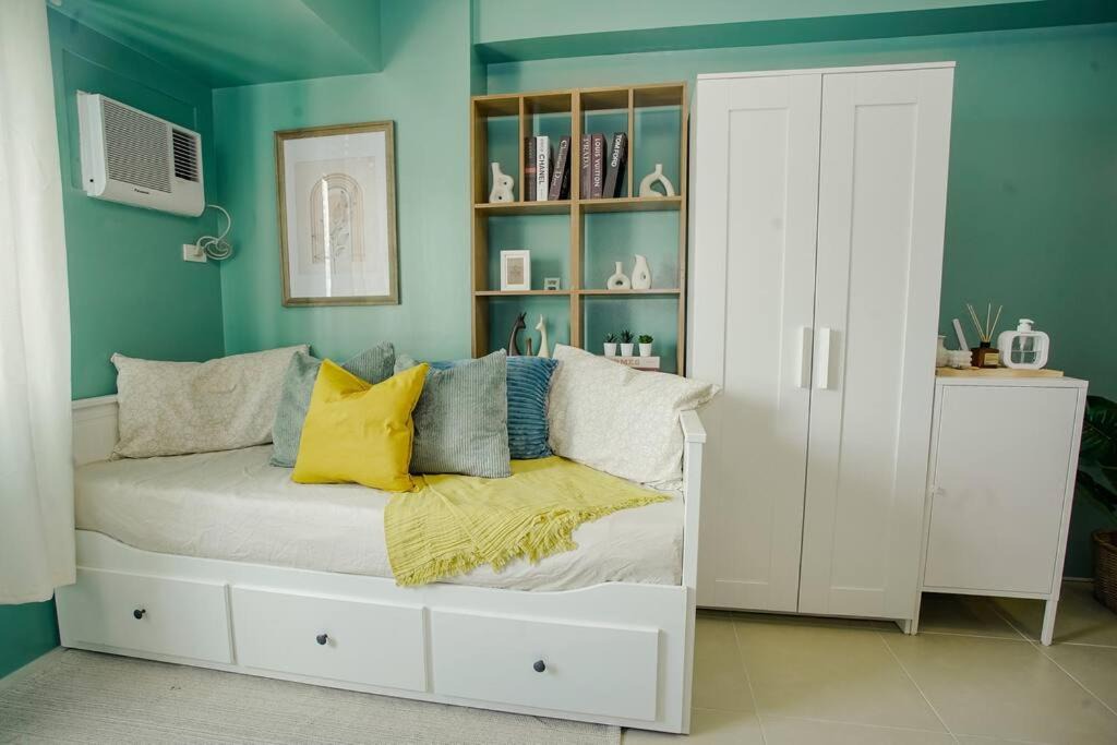 Photo of Livingroom in Silang Junction North