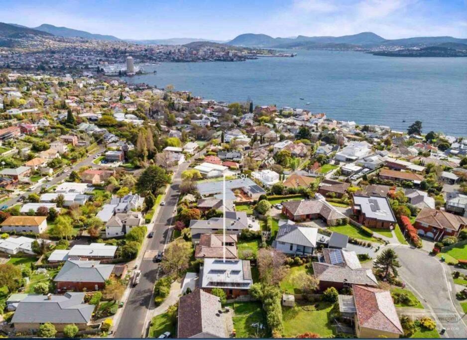 Photo of Outdoor in Sandy Bay