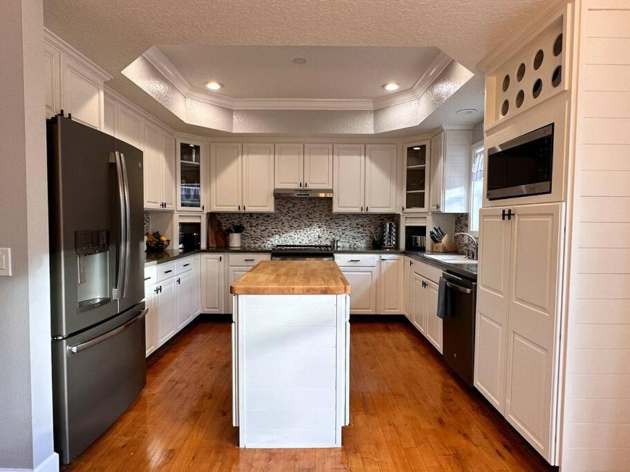 Photo of Kitchen in Crystal River