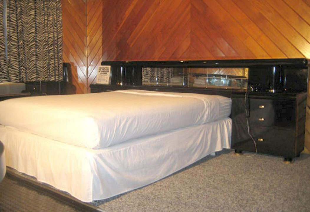Photo of Bedroom in Commack