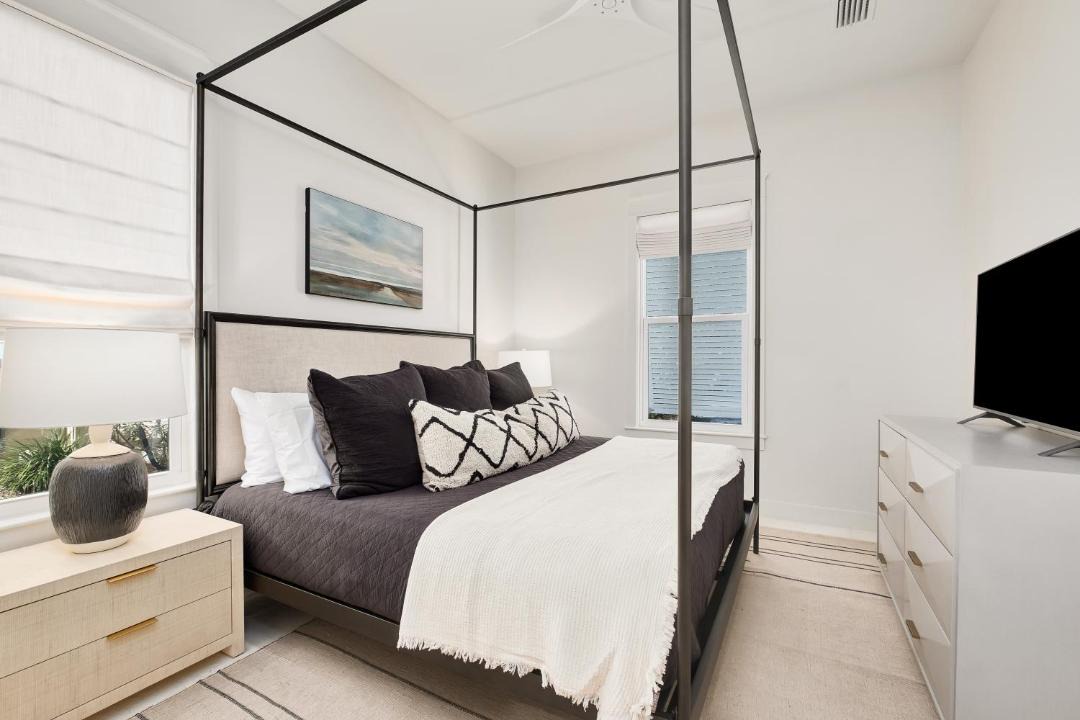 Photo of Bedroom in Seacrest