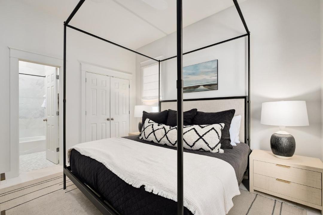 Photo of Bedroom in Seacrest