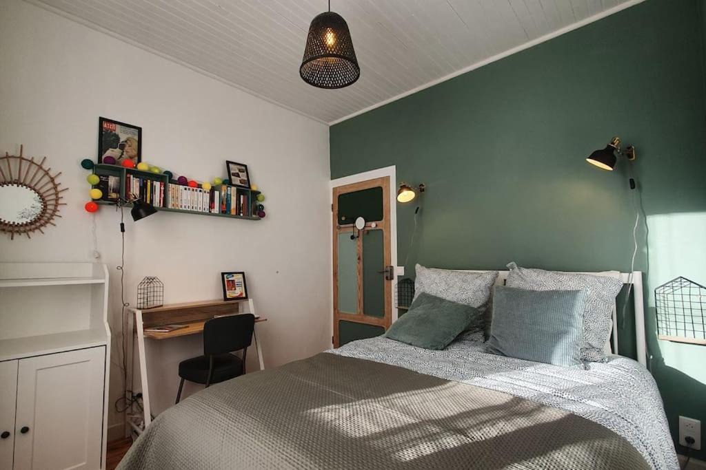 Photo of Bedroom in Huelgoat
