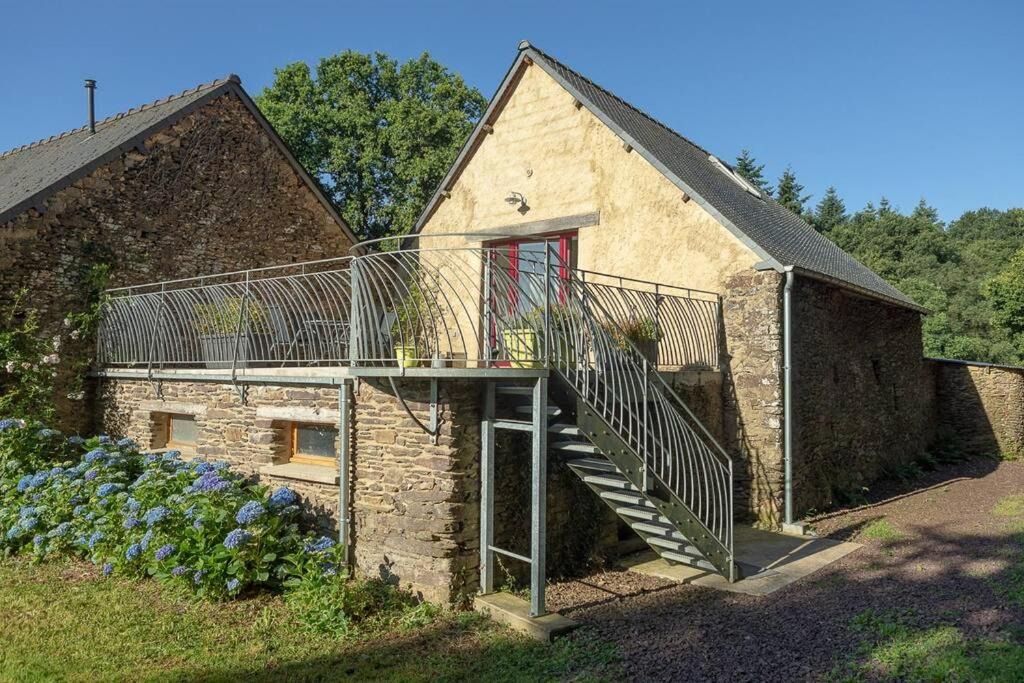 Photo of Buildings in Campeneac
