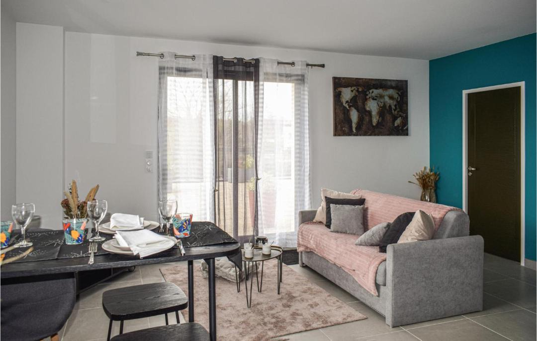 Photo of Livingroom in Lantic