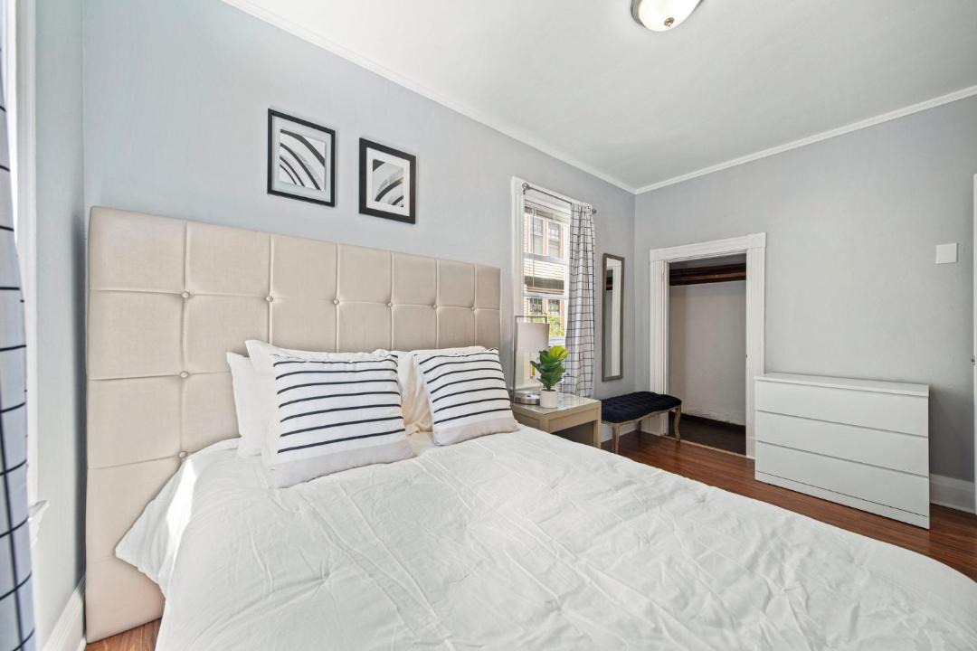 Photo of Bedroom in Oak Square