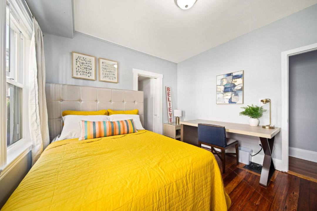 Photo of Bedroom in Oak Square