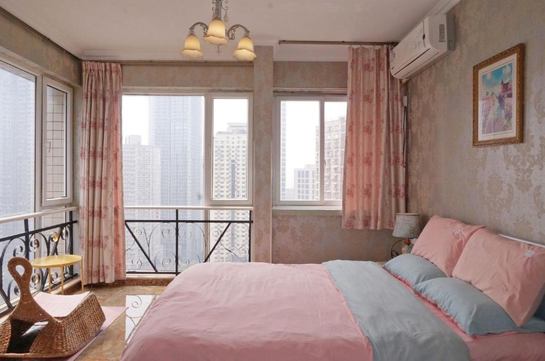 Photo of Bedroom in Jeifangbei Central Business District