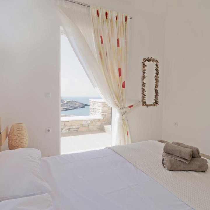 Photo of Bedroom in Ios