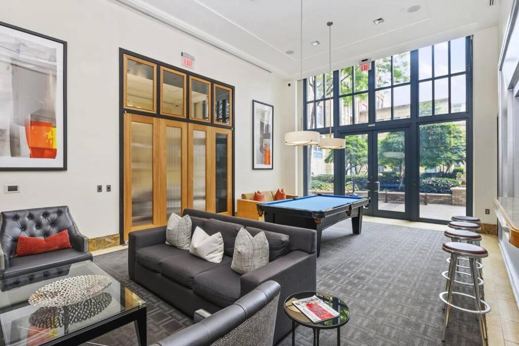 Photo of Livingroom in Aurora Highlands