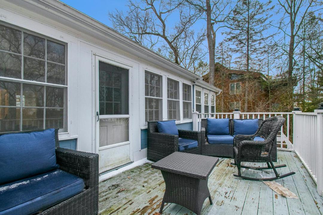 Photo of Patio Balcony in Grand Beach