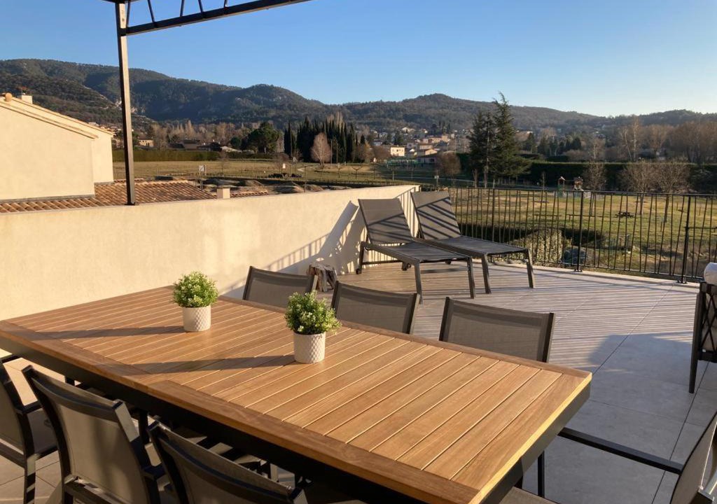 Photo of Patio Balcony in Malaucene