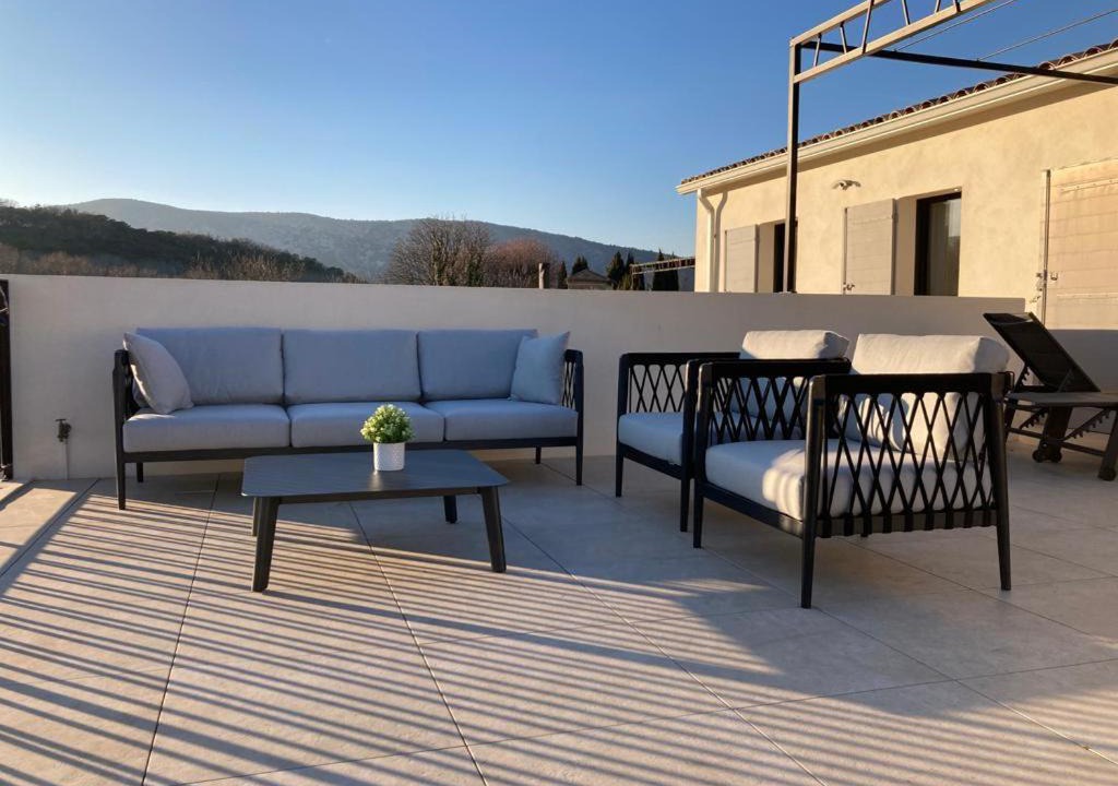 Photo of Patio Balcony in Malaucene