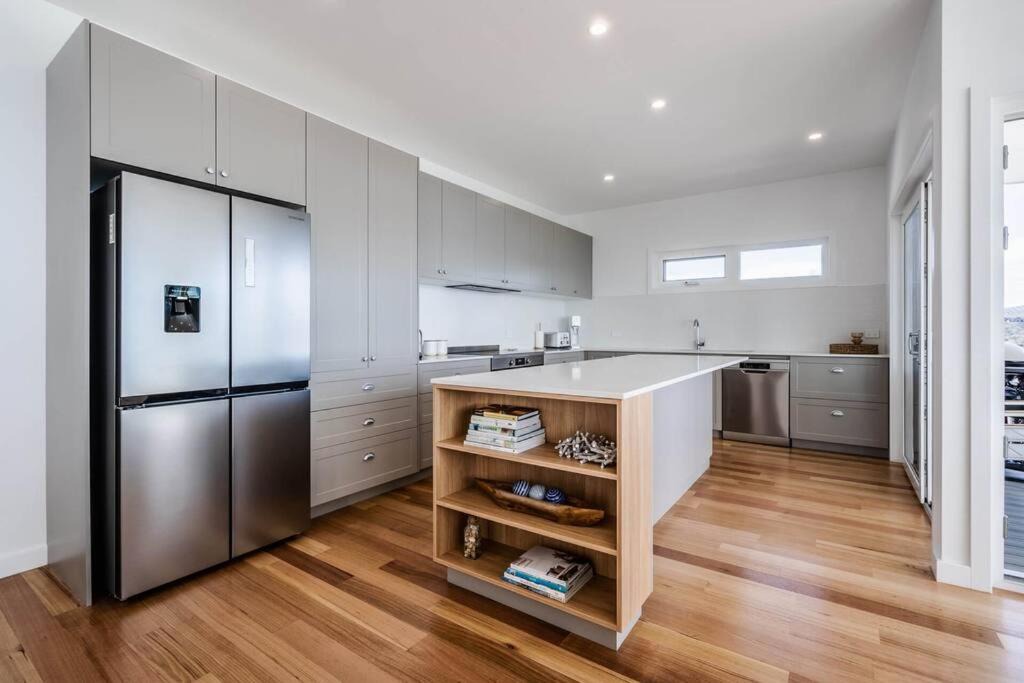 Photo of Kitchen in Binalong Bay