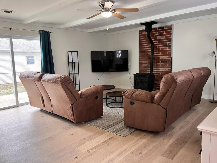 Photo of Livingroom in Lafayette