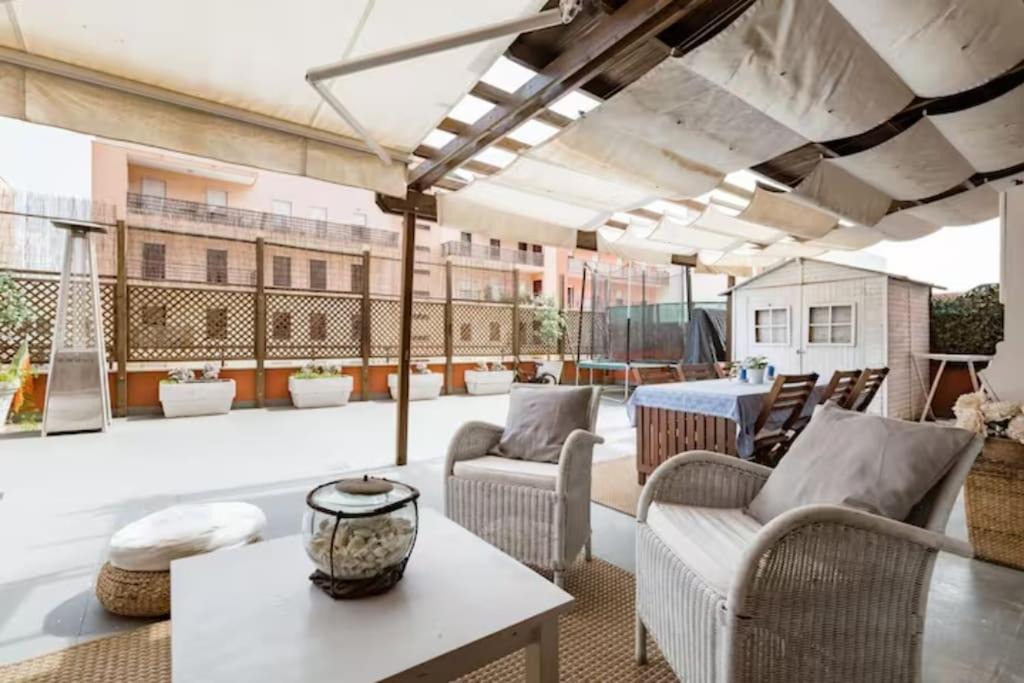 Photo of Patio Balcony in Linda-a-Velha