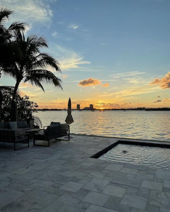 Photo of Outdoor in North Bay Village