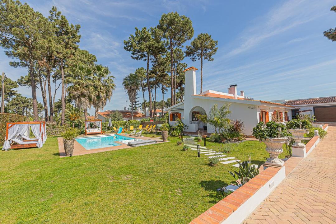 Photo of Buildings in Verdizela
