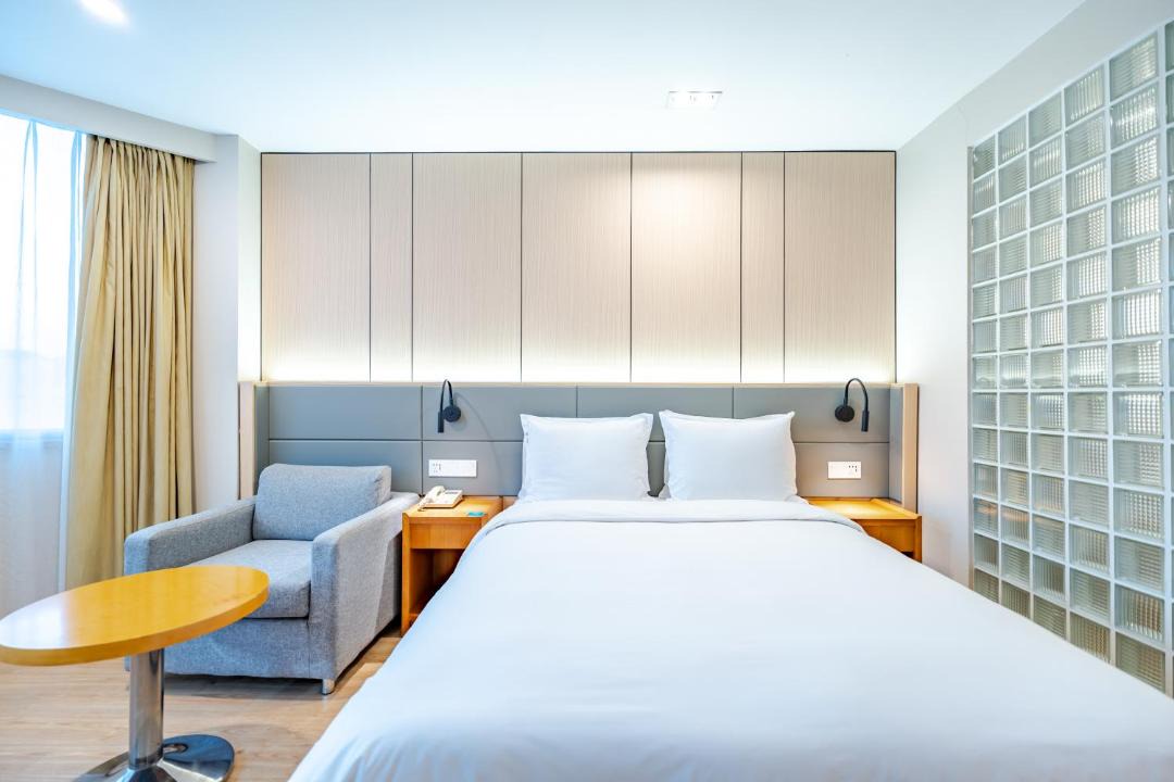 Photo of Bedroom in Jinqiao