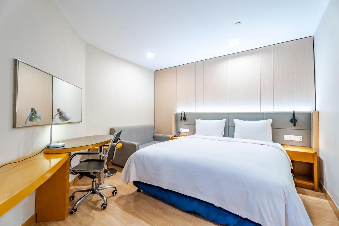 Photo of Bedroom in Jinqiao
