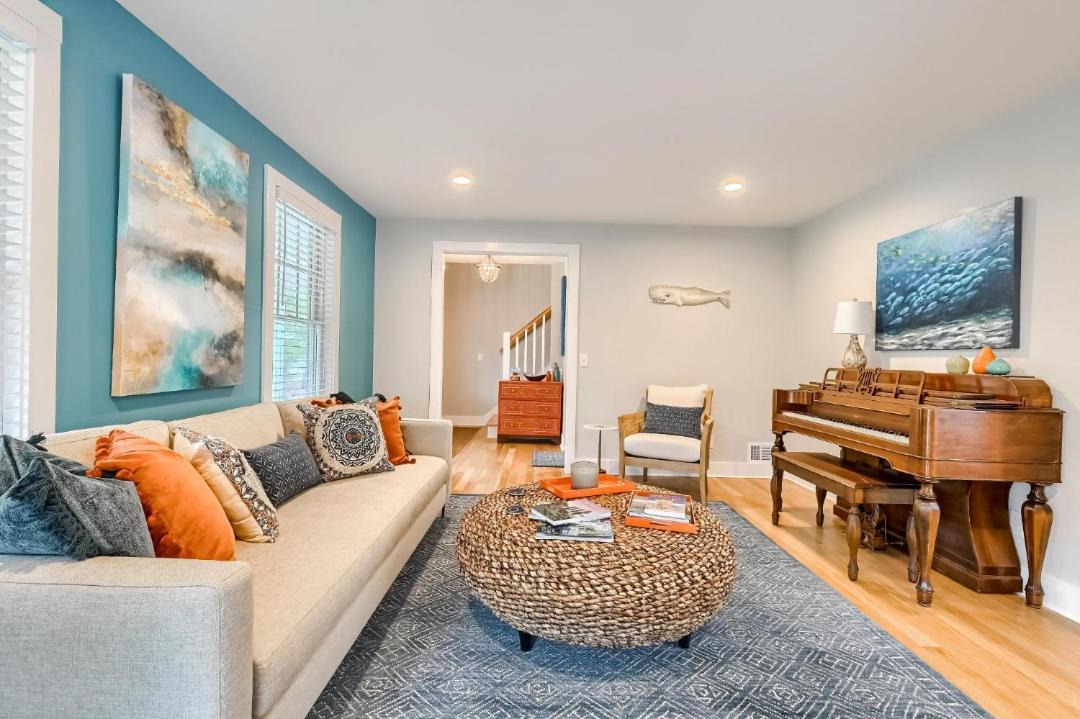 Photo of Livingroom in West Chatham