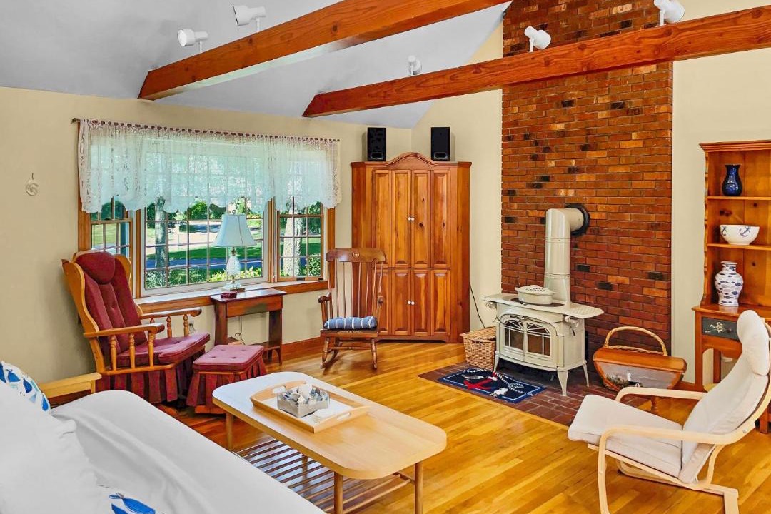 Photo of Livingroom in Harwich Center