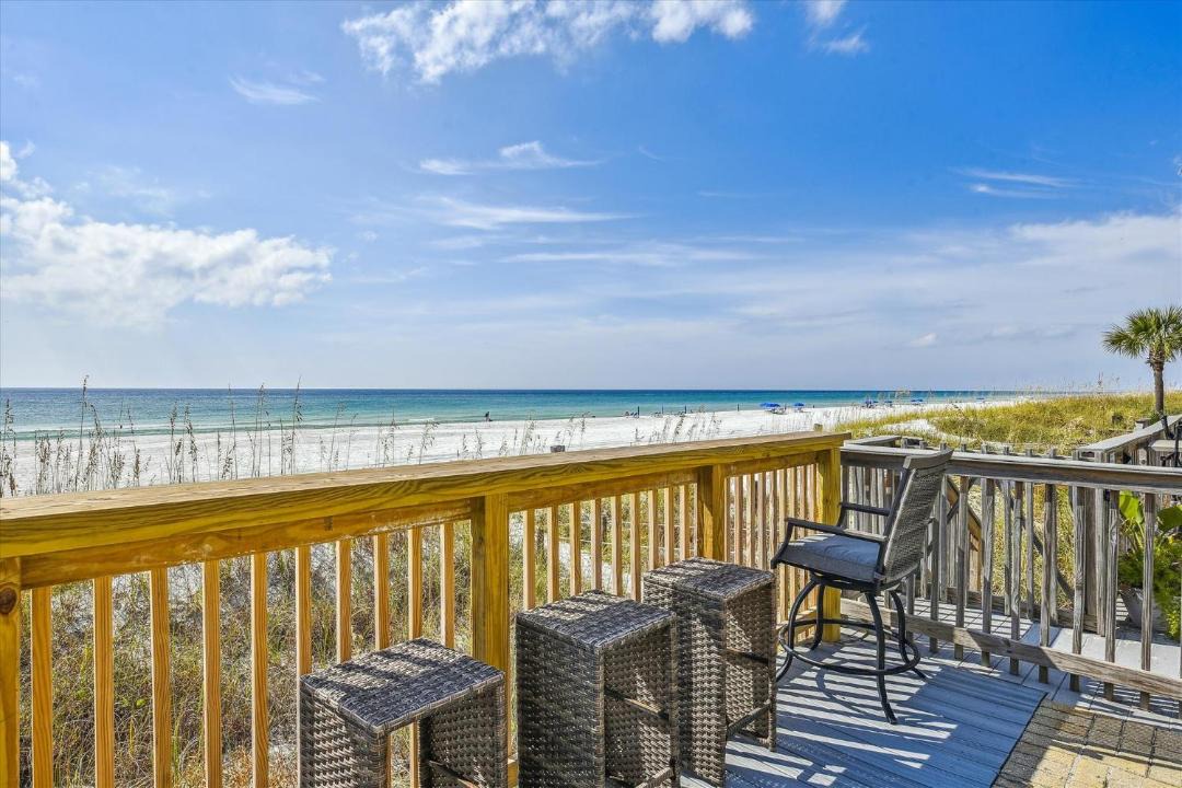 Photo of Patio Balcony in Silver Sands Beach