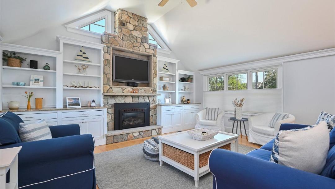 Photo of Livingroom in Chatham