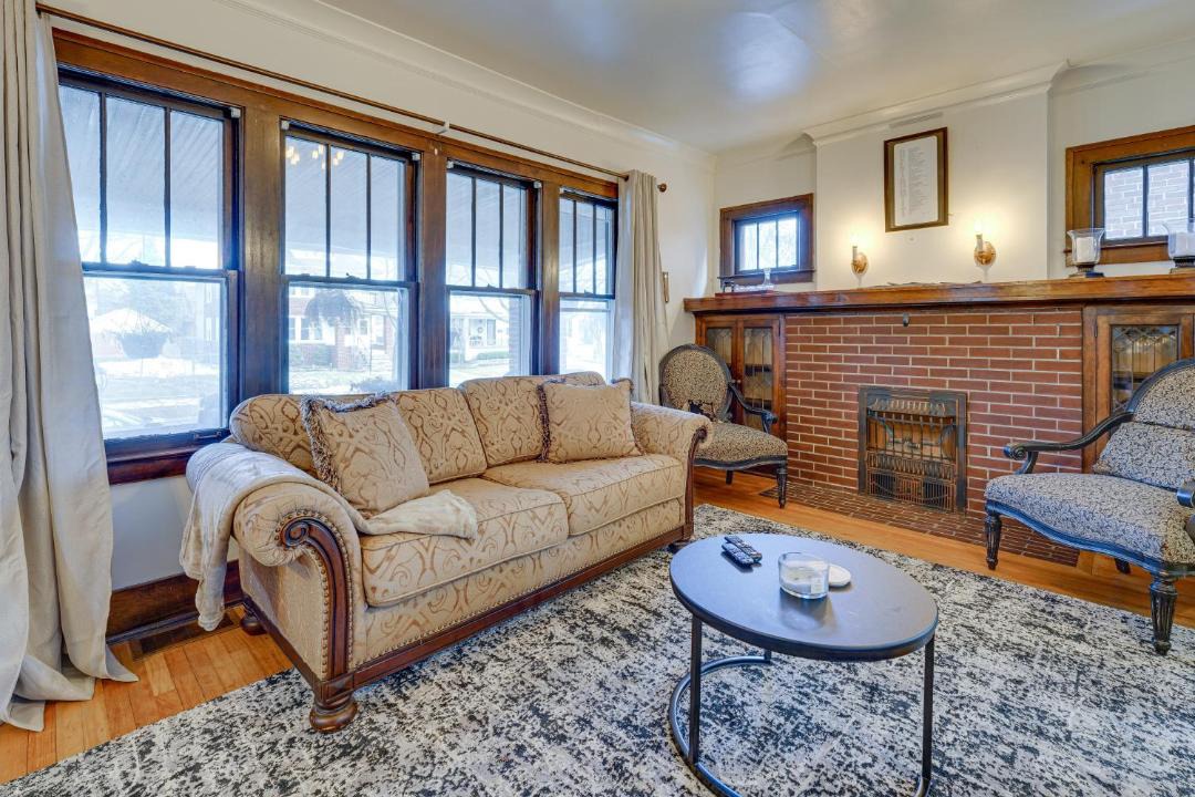 Photo of Livingroom in Grosse Pointe
