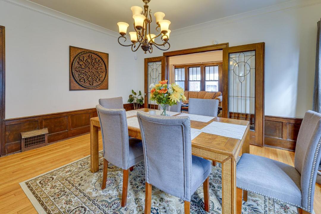 Photo of Livingroom in Grosse Pointe