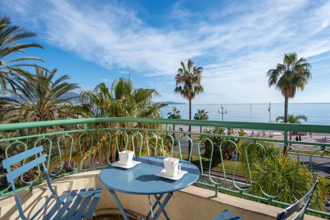 Photo of Patio Balcony in La Californie