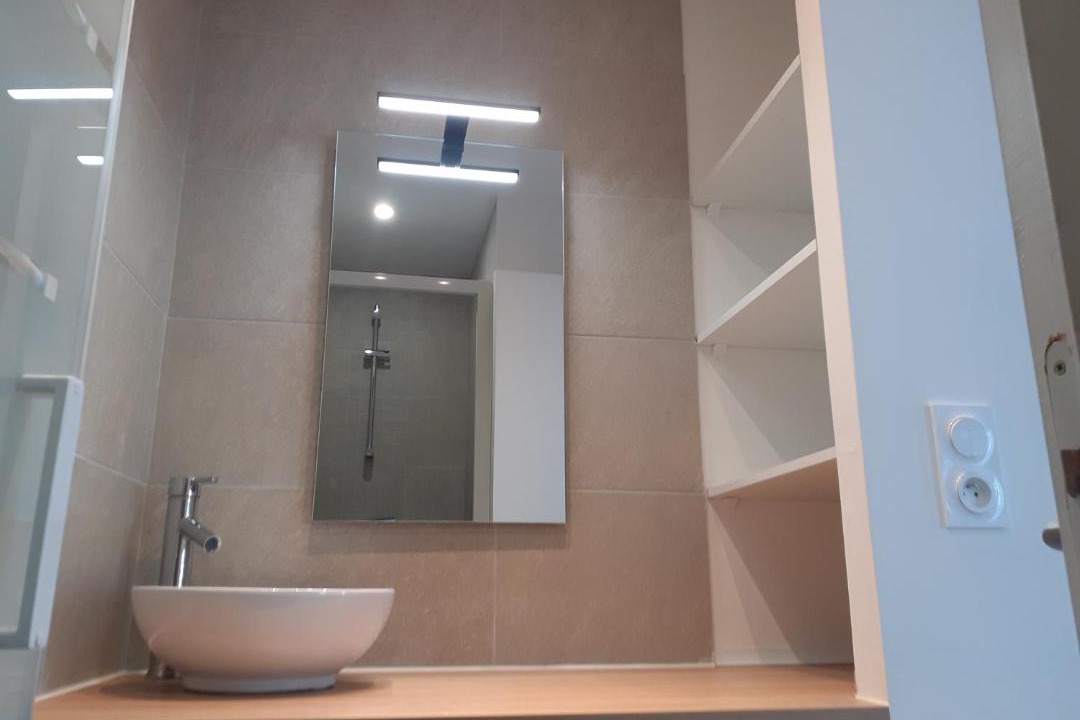 Photo of Bathroom in Lanester