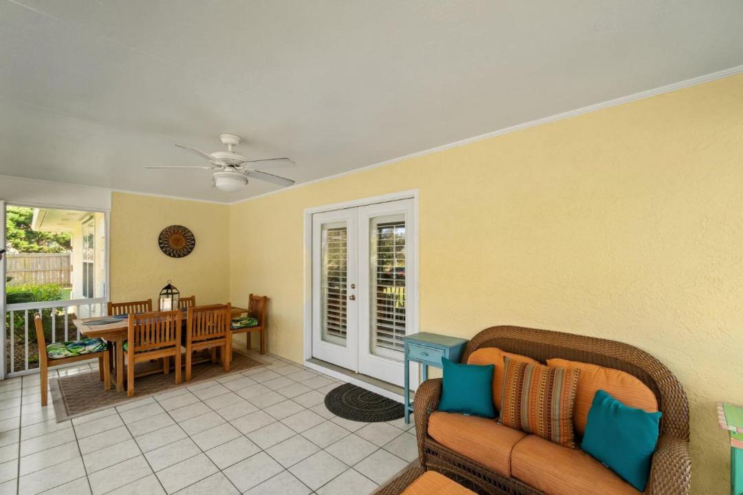 Photo of Livingroom in Riviera Beach
