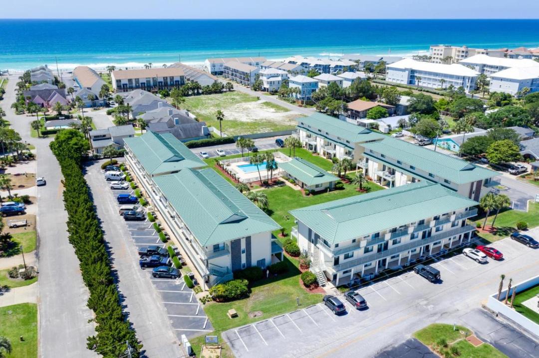 Photo of Others in Miramar Beach