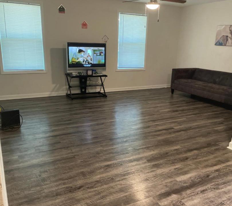 Photo of Livingroom in Tallahassee