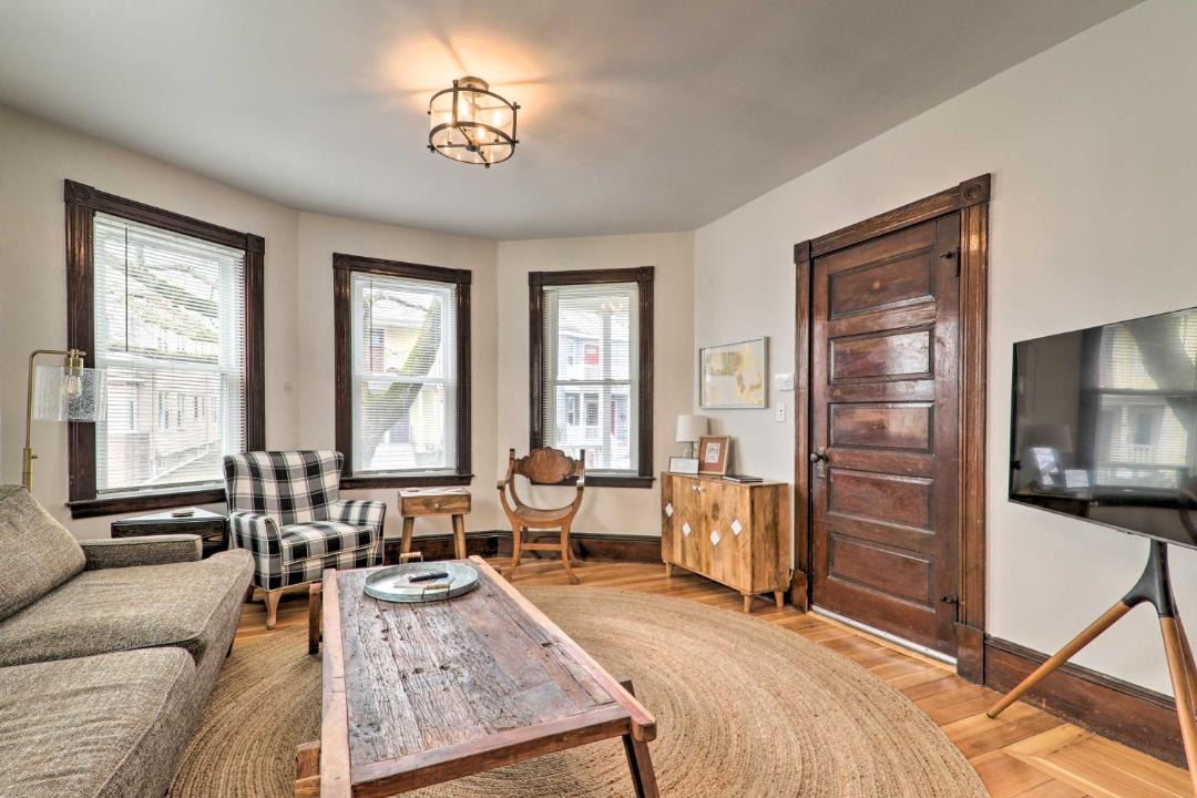 Photo of Livingroom in Salem