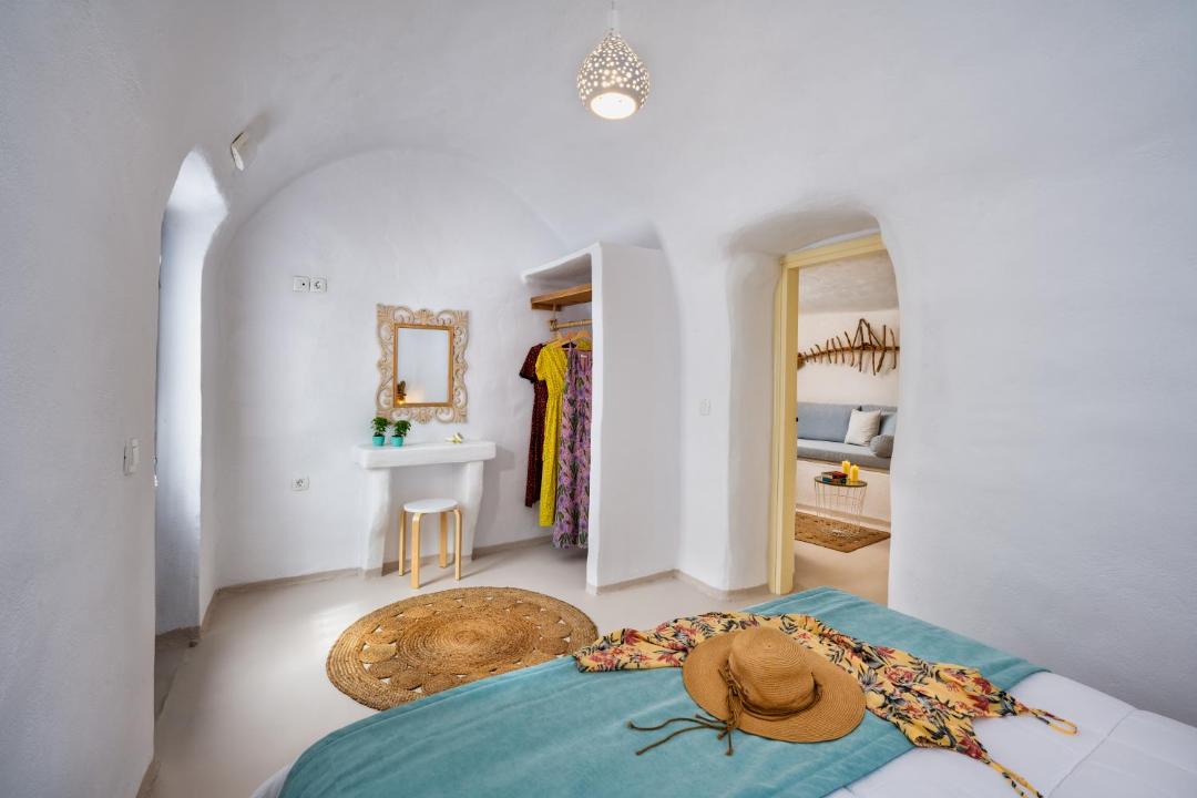 Photo of Bedroom in Messaria