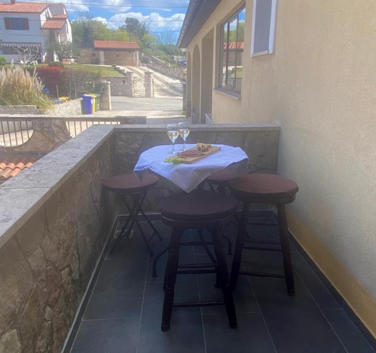 Photo of Patio Balcony in Bale
