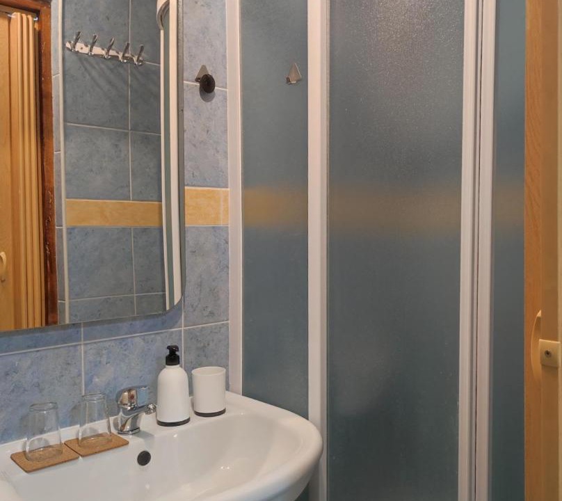 Photo of Bathroom in Kampor