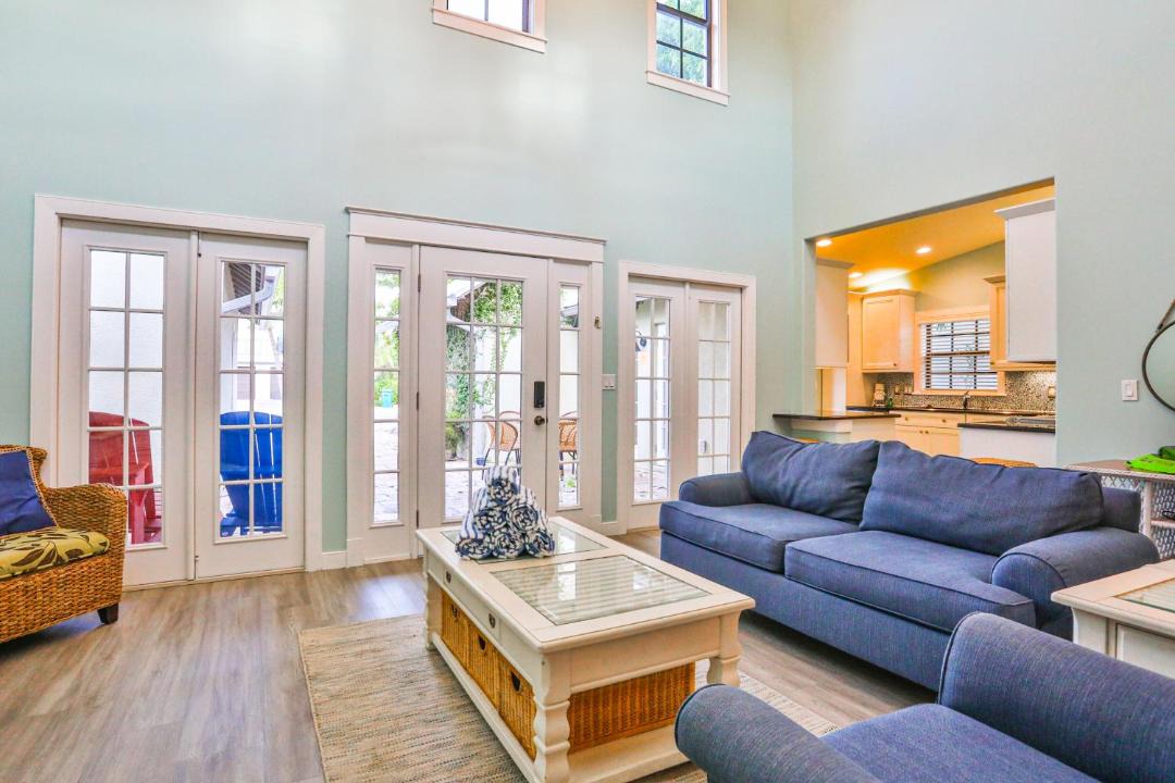 Photo of Livingroom in Anna Maria