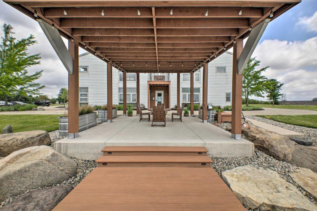 Photo of Patio Balcony in Saint Marys  Allen County