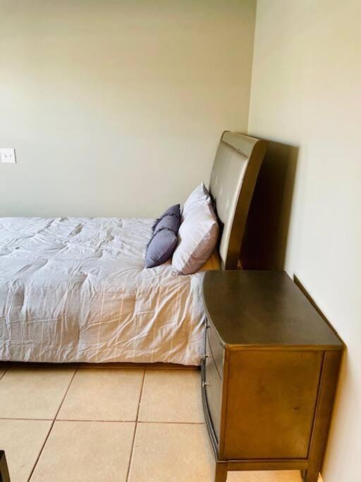 Photo of Bedroom in Biltmore Beach