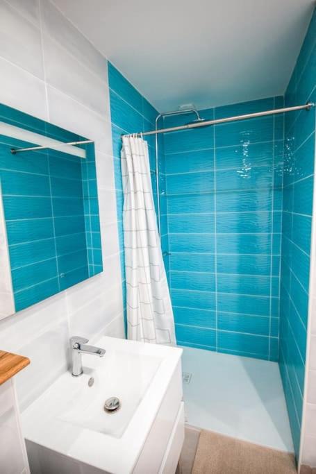 Photo of Bathroom in Saint-Guenole