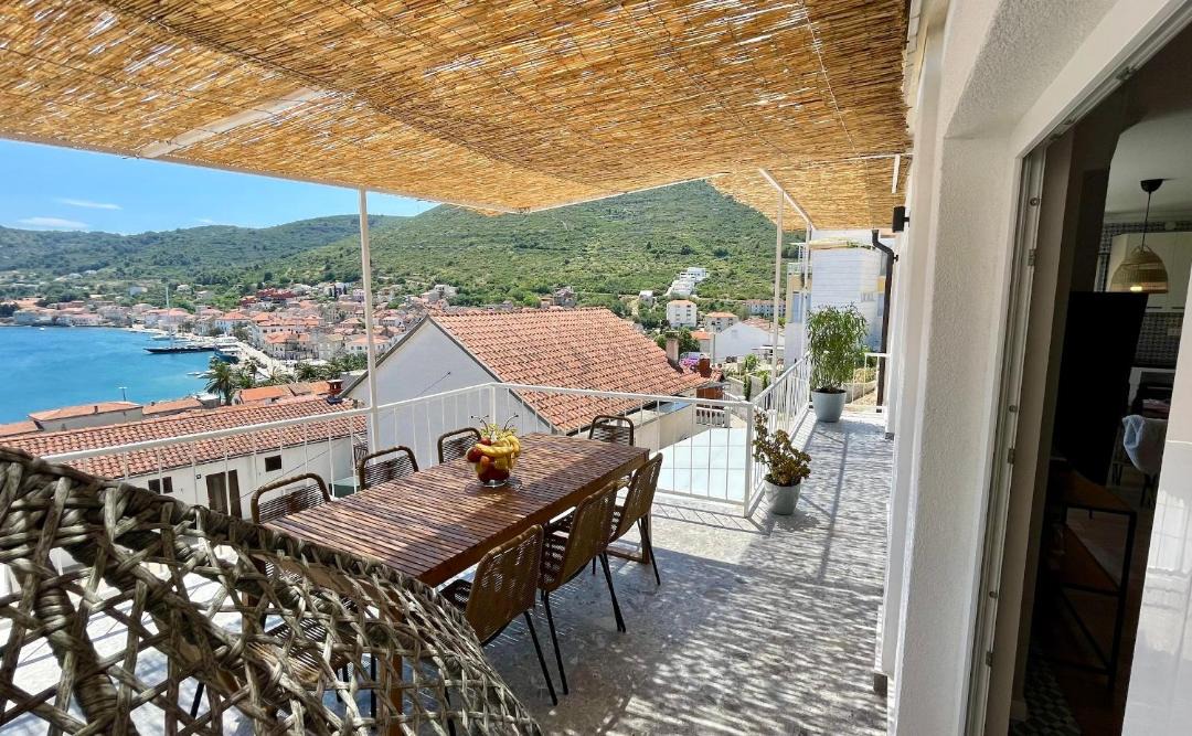 Photo of Patio Balcony in Cove Rogacic